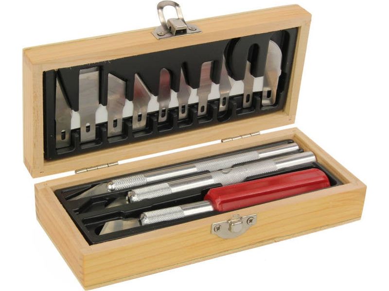 HOBBY KNIFE SET WOODEN BOX