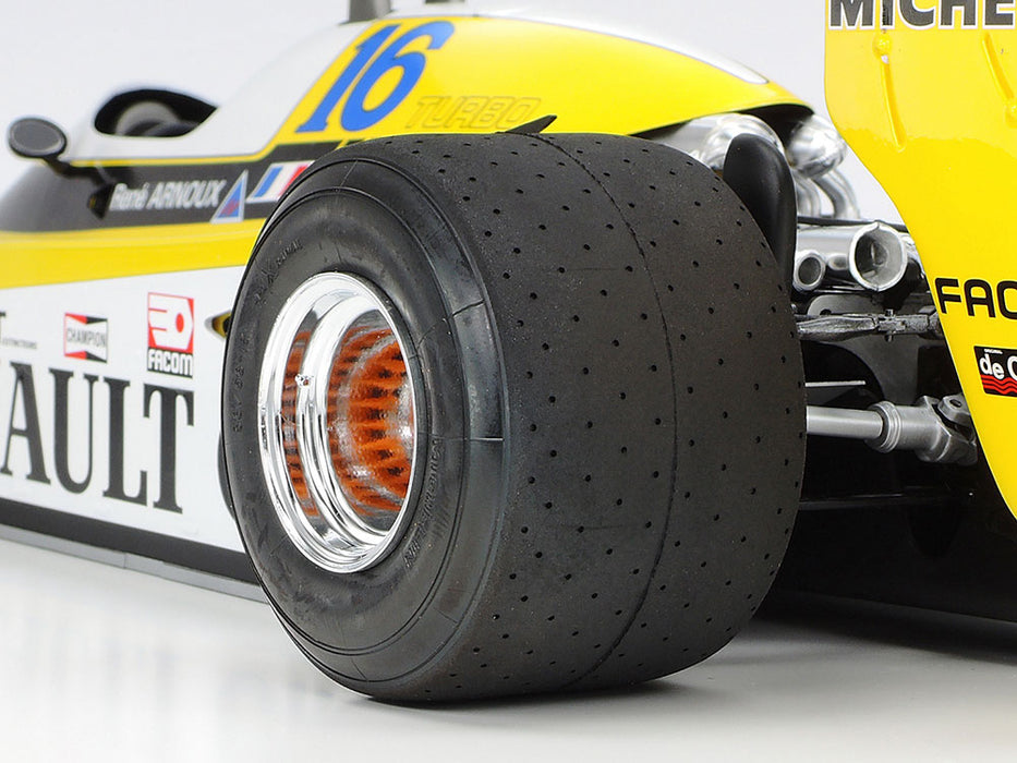 Tamiya 1/12   RENAULT RE-20 WITH PHOTO ETCH PARTS