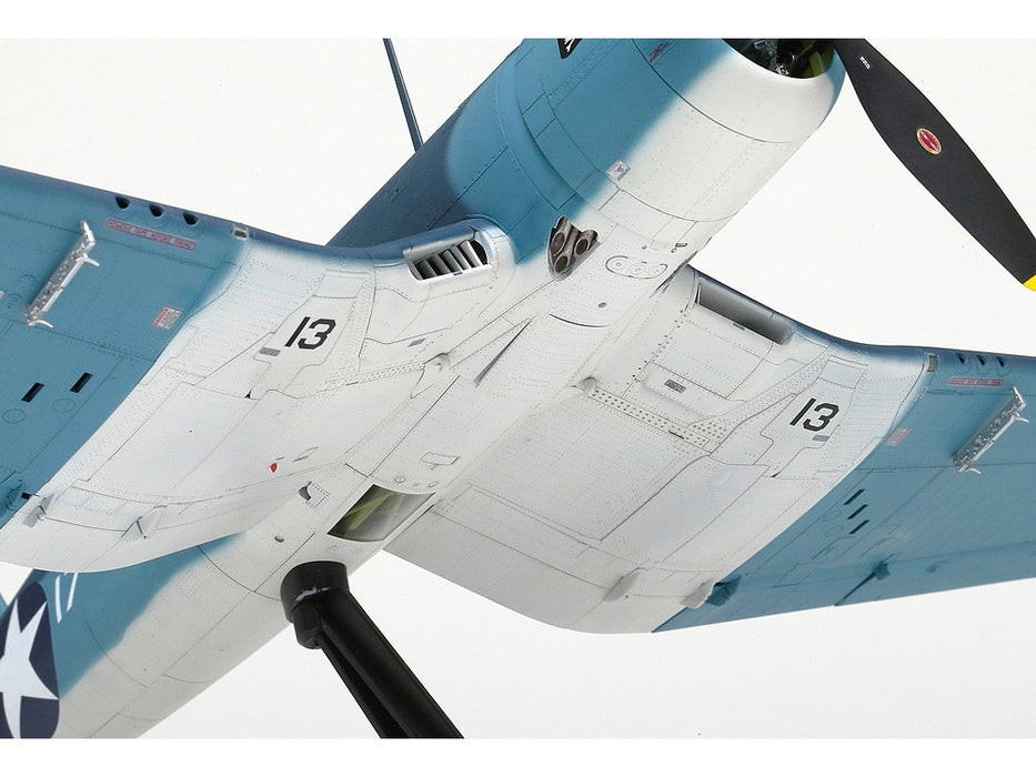 Tamiya 1/32   F4U-1 CORSAIR BIRDCAGE