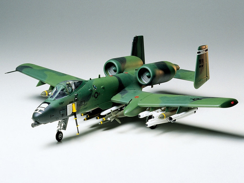 Tamiya 1/48 A-10A THUNDERBOLT II DESSERT