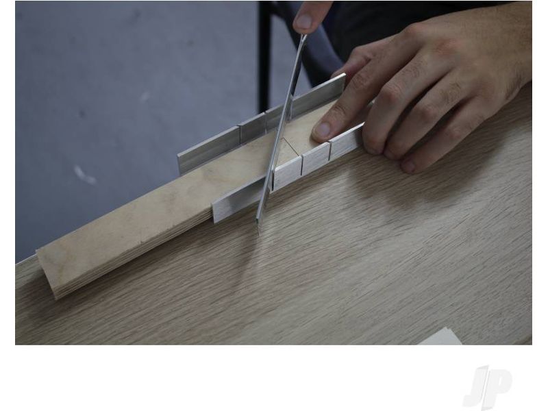 MITTRE BOX SET (K5 HANDLE #30390 SAW BLADE)