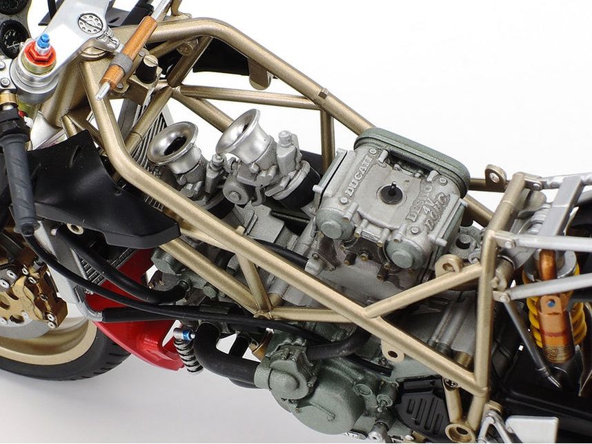 Tamiya 1/35  DUCATI 916