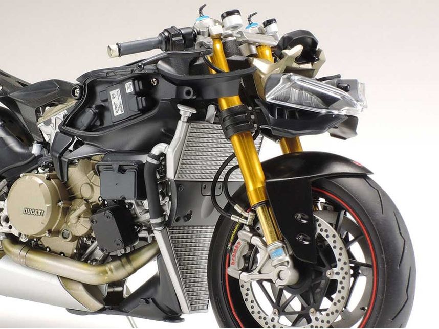 Tamiya 1/12   1199 PANIGALE S TRICOLORE
