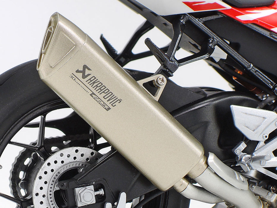 Tamiya 1/12   CBR1000RR-R FIREBLADE SP 30th
