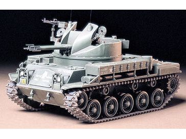 Tamiya 1/35   M42 DUSTER w/3 FIGURES
