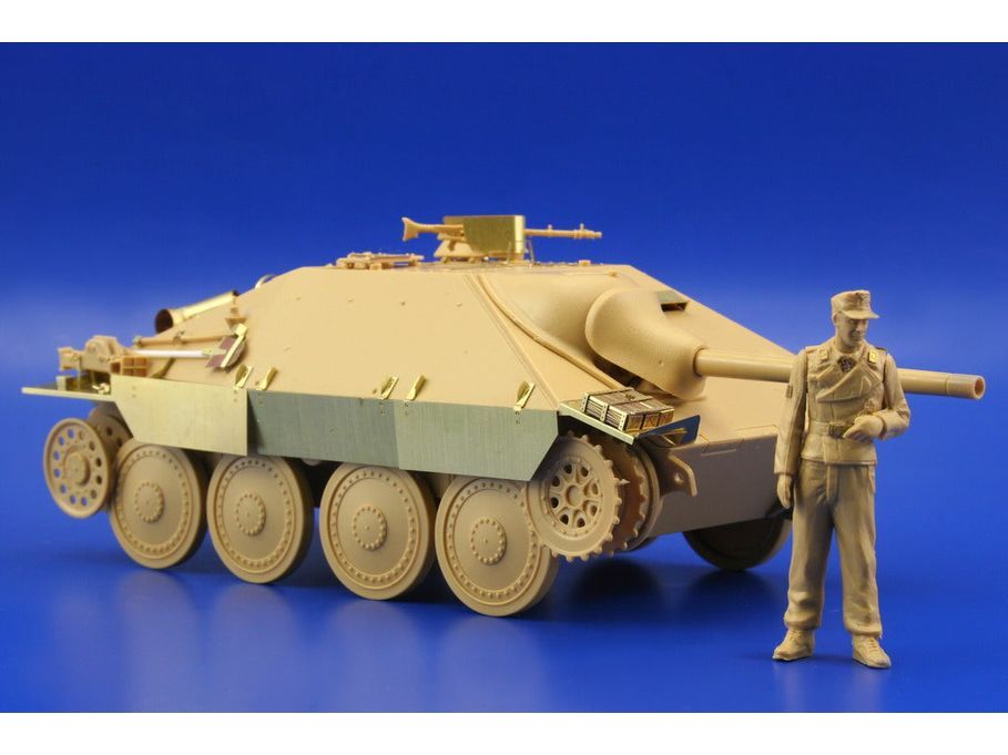 Tamiya 1/35   HETZER MID PRODUCTION