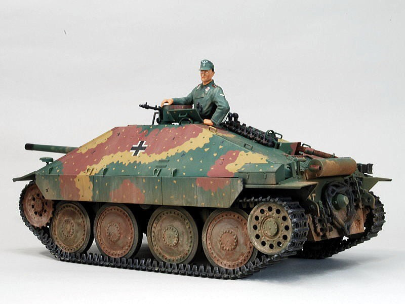 Tamiya 1/35   HETZER MID PRODUCTION
