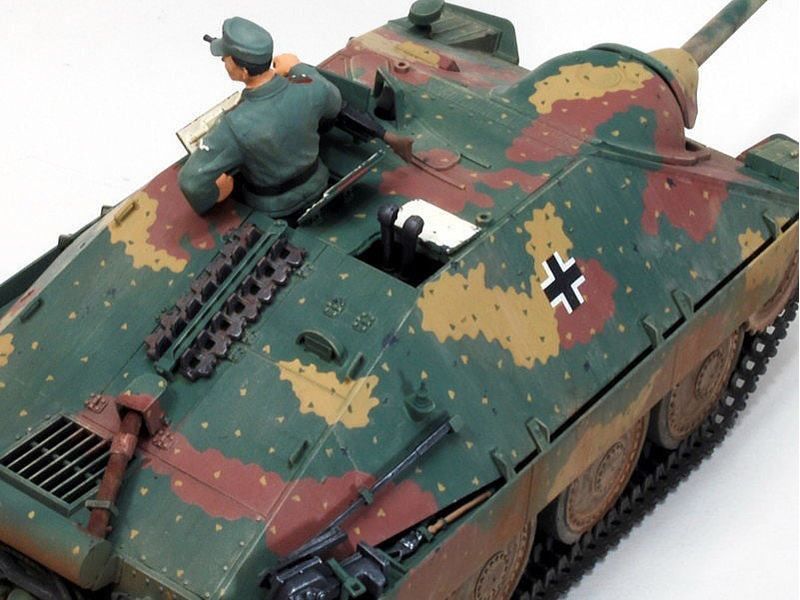 Tamiya 1/35   HETZER MID PRODUCTION