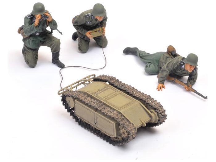 Tamiya 1/35 GER.PIONEER &amp; GOLIATH SET
