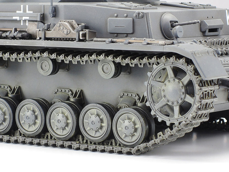 Tamiya 1/35   PZ.KPFW.IV AUSF.F