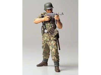 Tamiya 1/16 WW2 GERMAN ELITE INFANTRY MAN