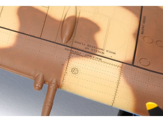 Tamiya 1/32   SPITFIRE MK.VIII