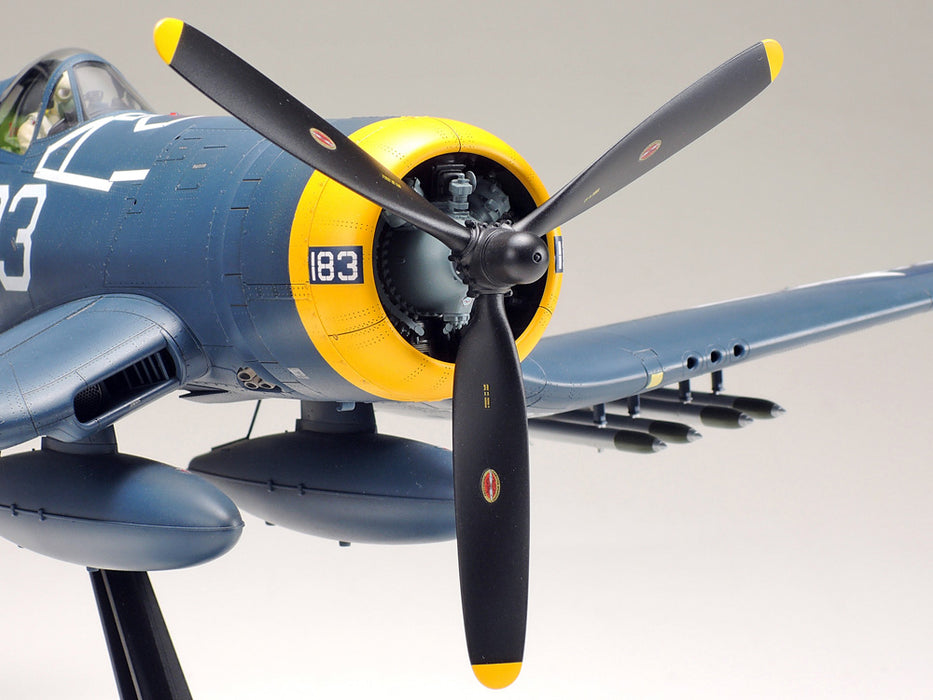 Tamiya 1/32   F4U-1D CORSAIR