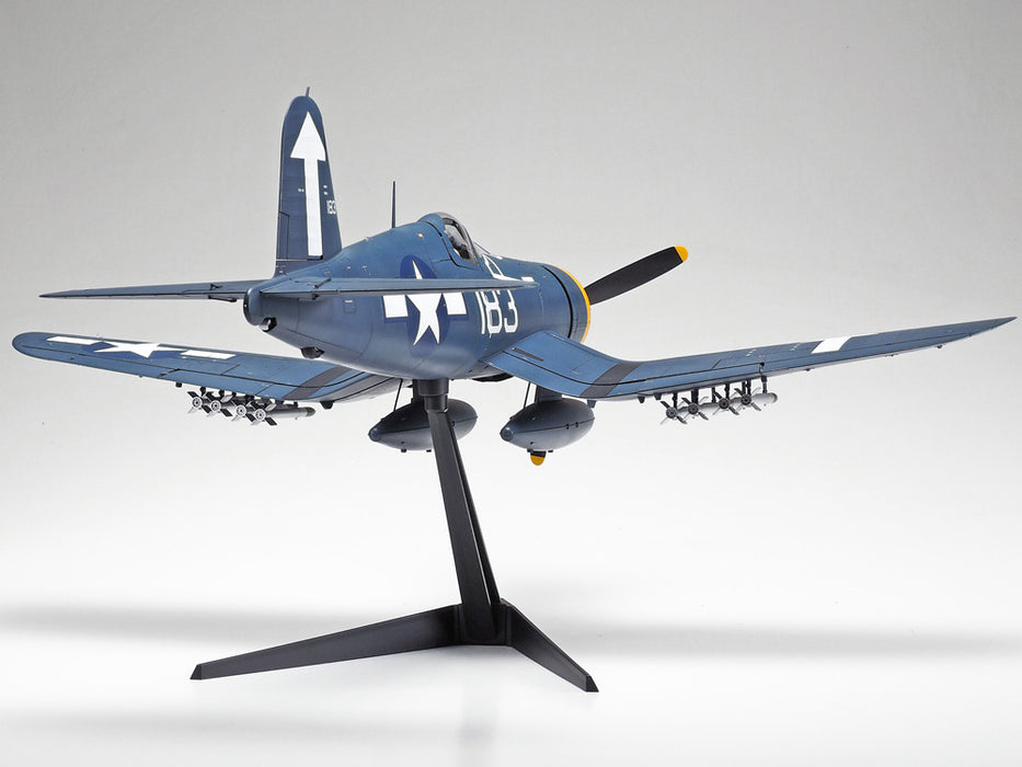 Tamiya 1/32   F4U-1D CORSAIR