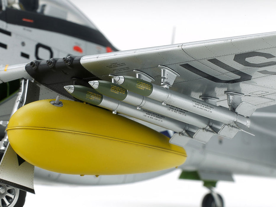 Tamiya 1/32   F-51D MUSTANG KOREAN WAR
