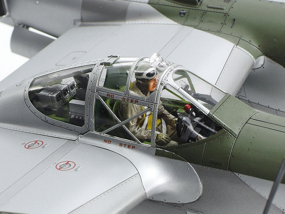 Tamiya 1/48   P-38 LOCKHEED LIGHTNING